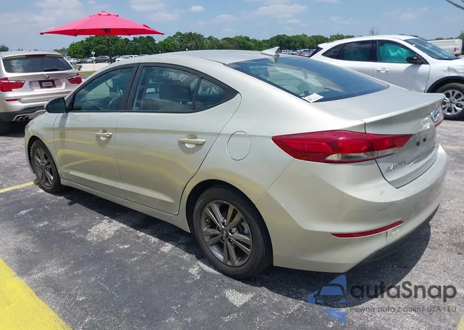 5NPD84LF2JH305697: 42308708