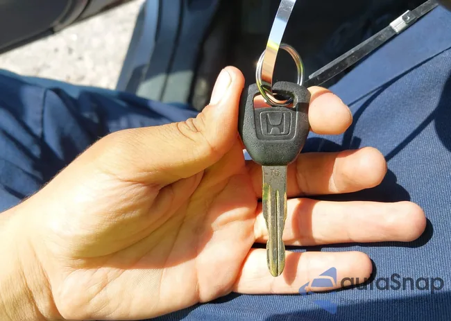 1HGCG16531A086287: 42308715