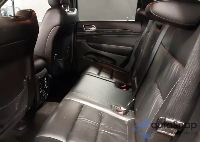 1C4RJFBG2FC688012: 42307801