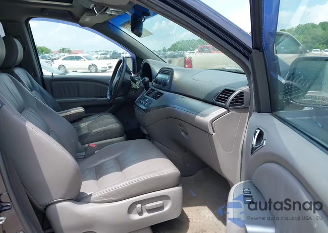 5FNRL386X8B031732: 42307803