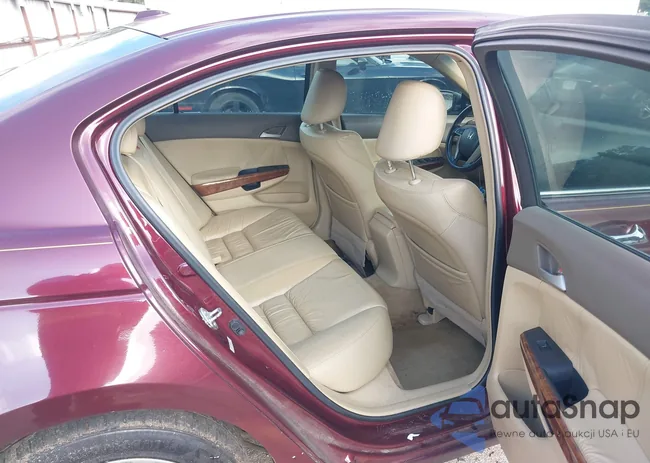 1HGCP36819A013162: 42307960