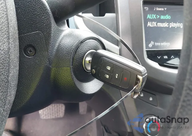 1G1JC6SH9G4143249: 42308014