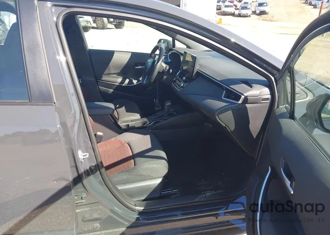 5YFS4MCE8SP232429: 42308047