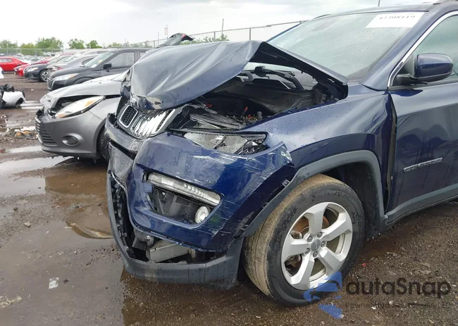 3C4NJDBB9JT480133: 42308119