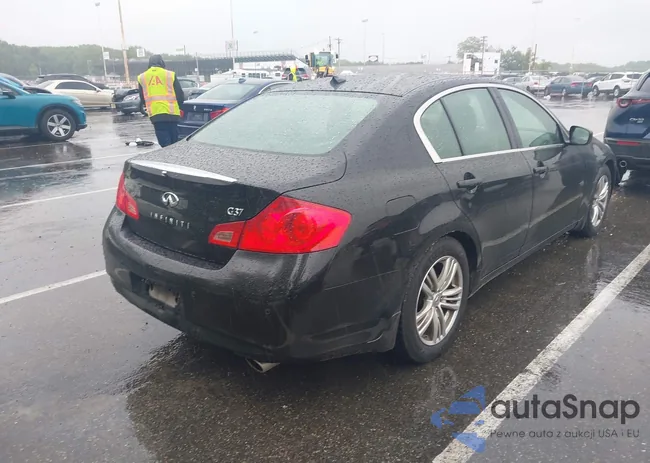 JN1CV6APXAM202452: 42308177