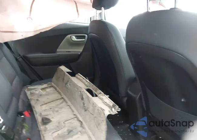 KNDCB3LC0J5201142: 42309212