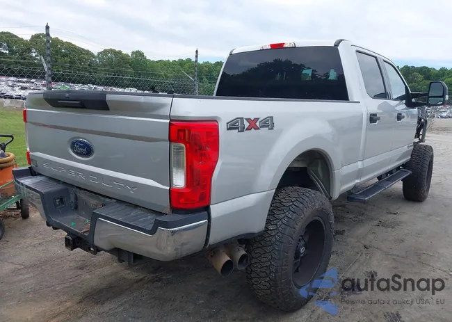 1FT7W2BT9KEE35217: 42309355