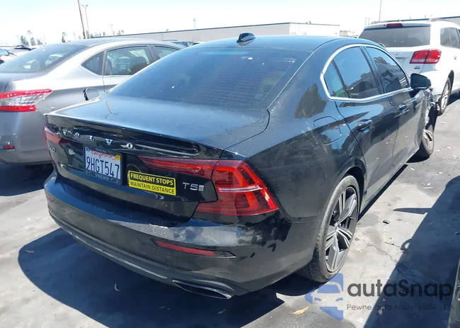 7JR102FL7KG017987: 42309447