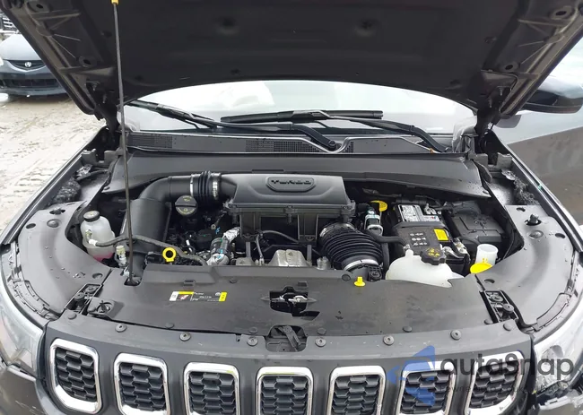 3C4NJDBNXRT121282: 42309628