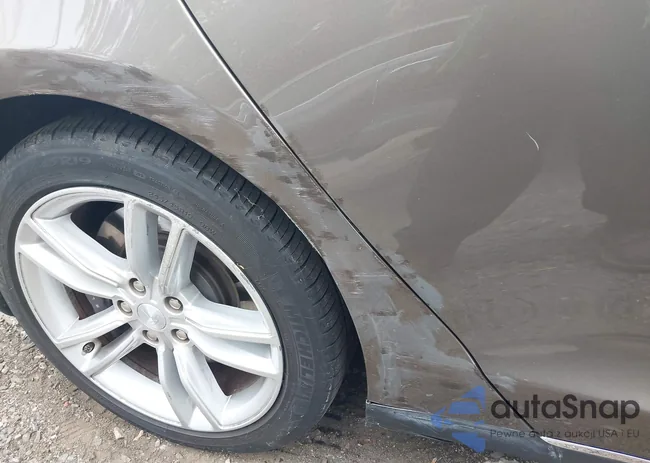 5YJSA1E29FF110528: 42308926