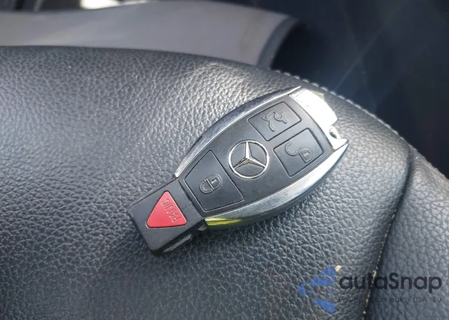 WDCTG4EBXFJ185262: 42309032