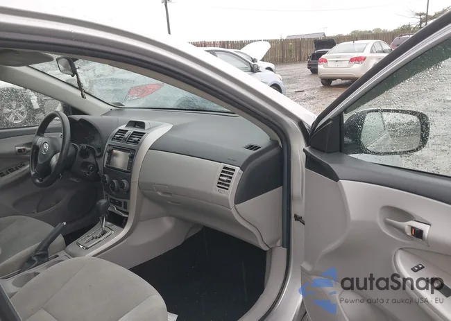 2T1BU4EE8DC982364: 42309152