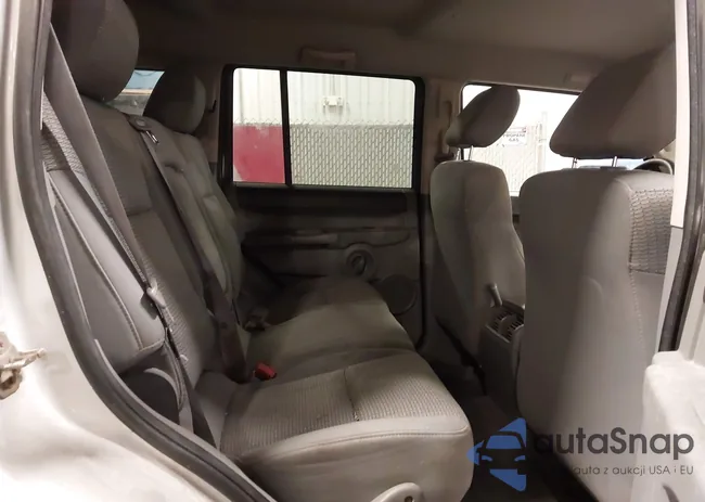 1J8HG48K76C221543: 42310672