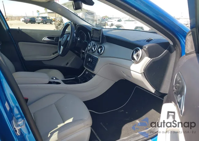 WDCTG4EB6FJ185467: 42310724