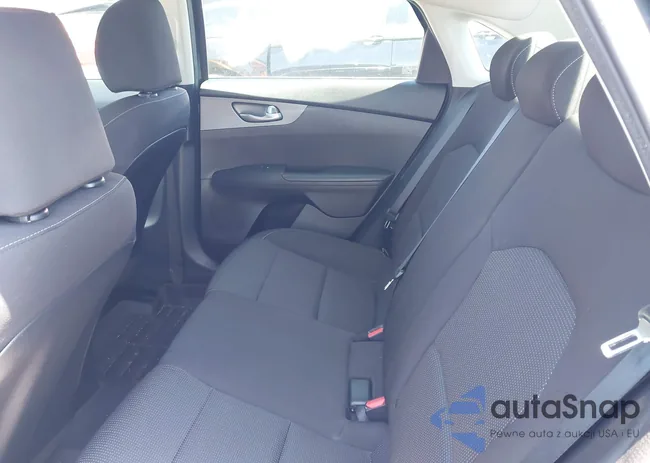 3KPF24AD2KE096124: 42311507