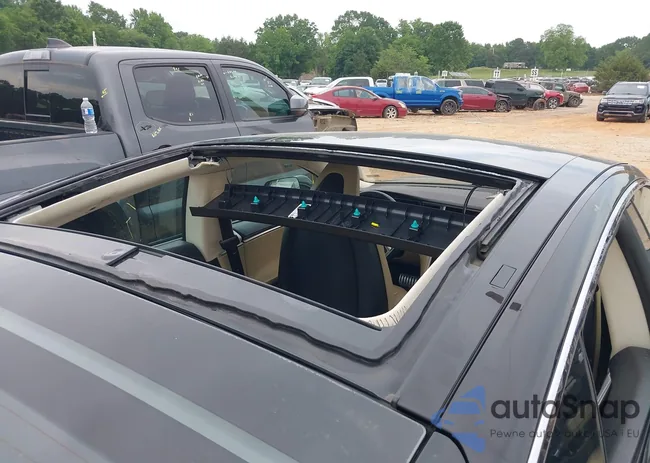 5YJSA1H10EFP34137: 42311565