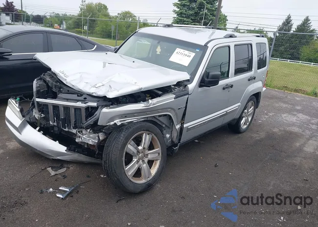 1C4PJMFK5CW135908: 42311040