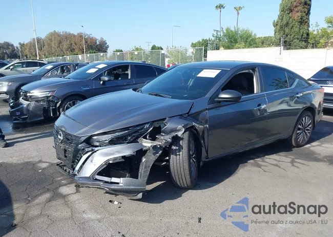 1N4BL4DV6RN379704: 42311047