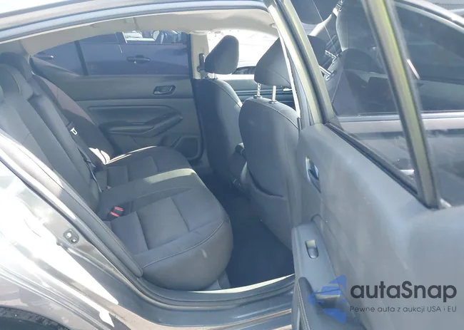 1N4BL4DV6RN379704: 42311047