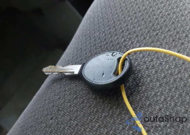 2B4GP44G1XR334592: 42312289