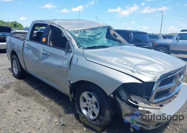 1D3HB13P99J523611: 42312295