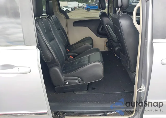 2C4RC1BG1FR720811: 42312706