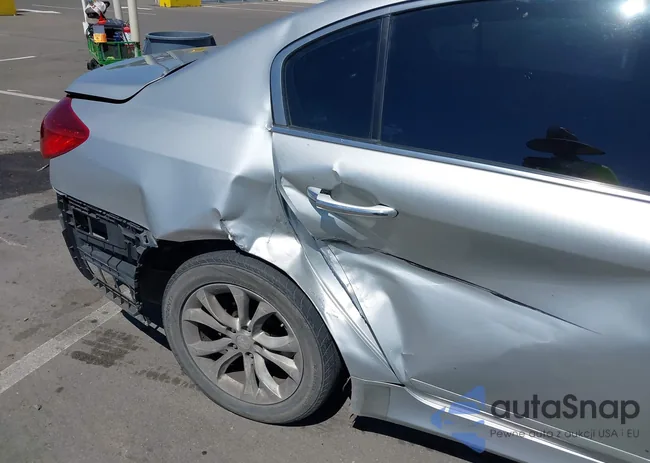 KMHGC4DD3CU196678: 42311784