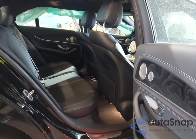 WDDZF4KB2KA577059: 42313294