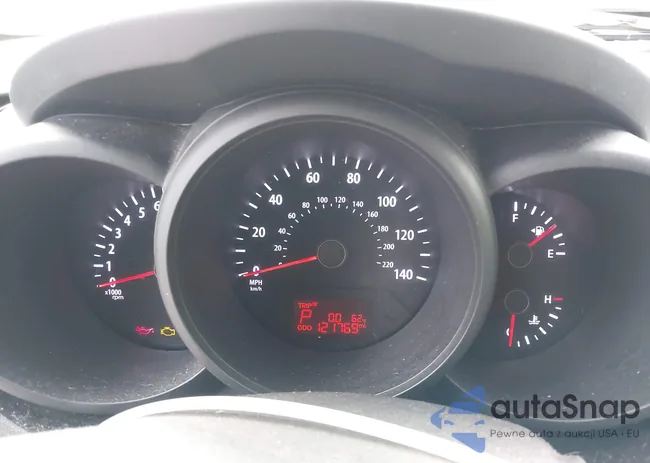 KNDJT2A56D7613867: 42313326