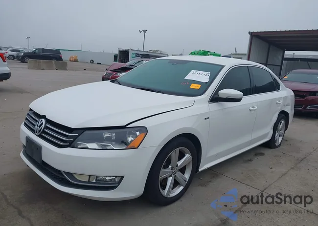 1VWAT7A33FC093663: 42313345