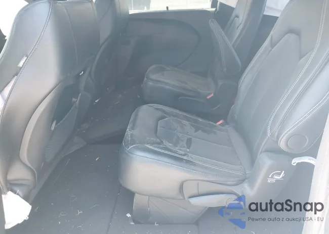 2C4RC1BG1SR505889: 42313703