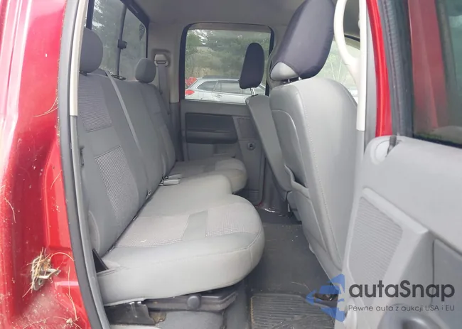 1D7HU18237S106675: 42313744