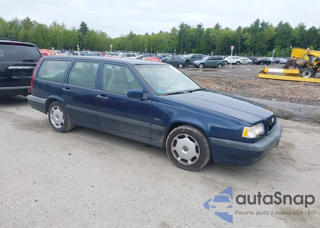 YV1LW5544V2322747: 42313748