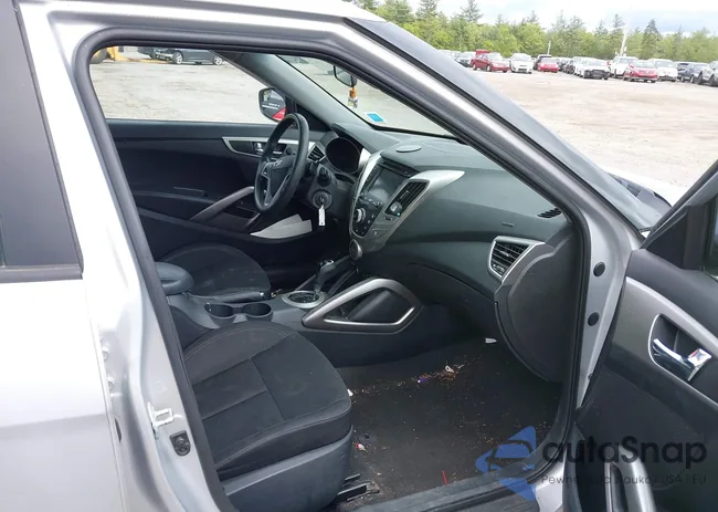 KMHTC6AD2GU277109: 42312969