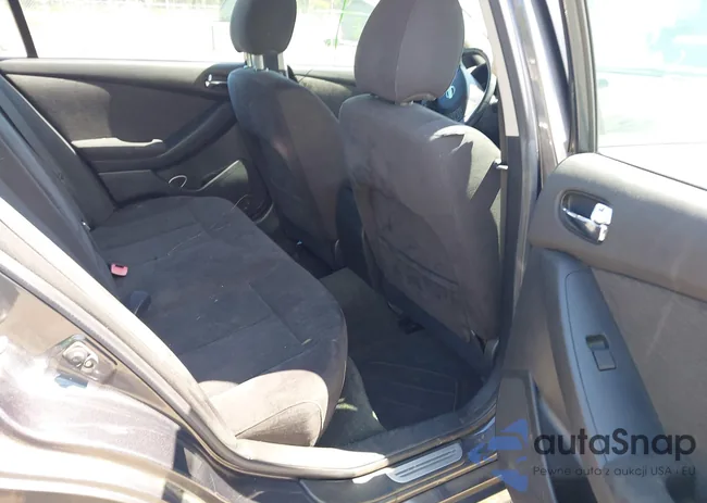 1N4AL2AP9BC134015: 42313063