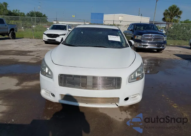 1N4AA5AP9CC815123: 42313175