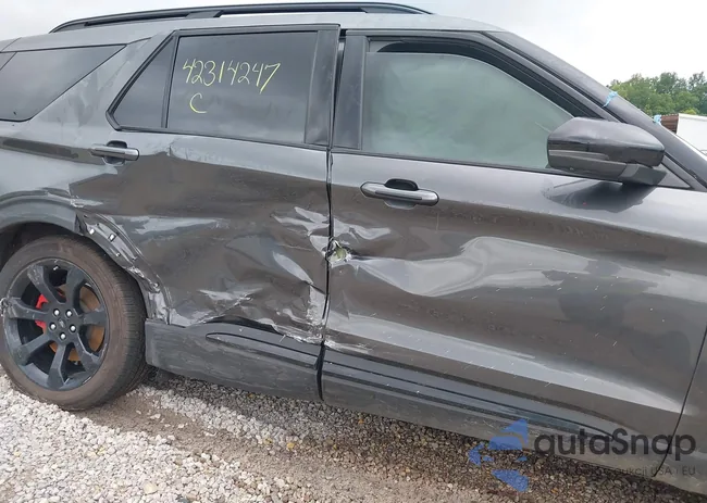 1FM5K8GC2LGB27595: 42314247