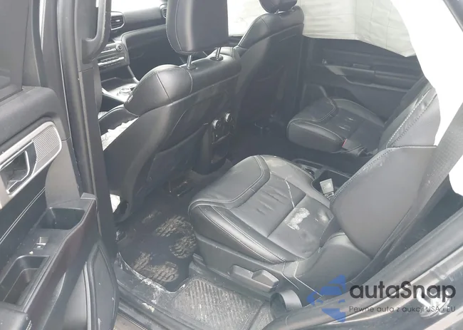 1FM5K8GC2LGB27595: 42314247