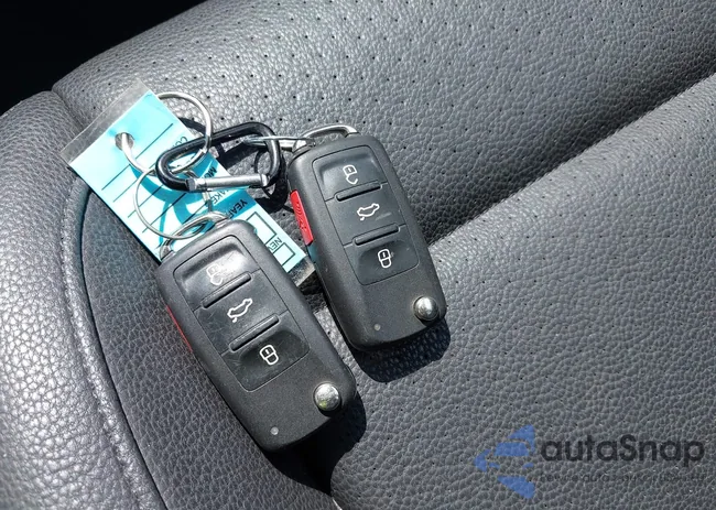 WVGAV7AX7GW599475: 42314490