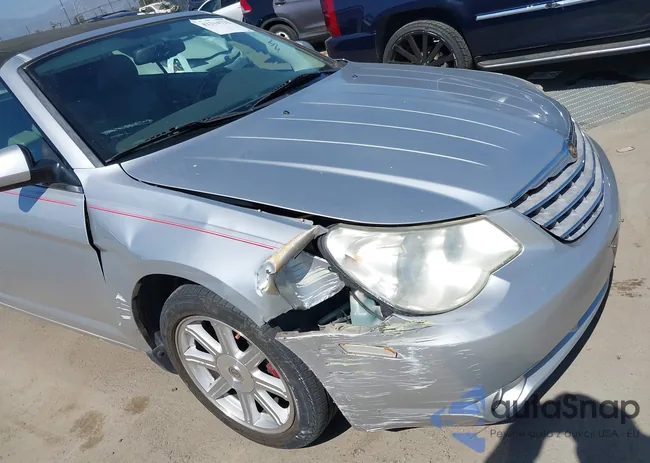 1C3LC65M88N573606: 42314722