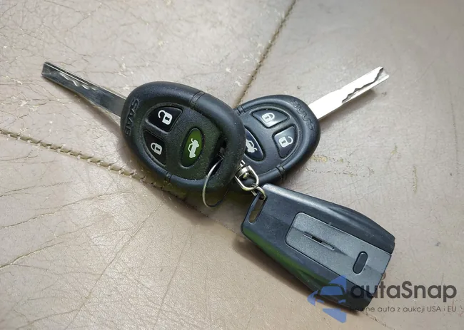 YS3DF78K017005733: 42314762