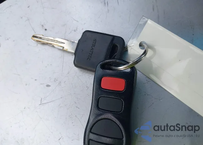 JN8DR09Y24W918193: 42313807