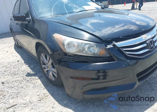 1HGCP2F87CA098073: 42313837