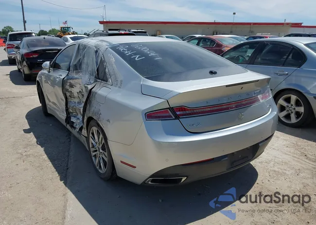 3LN6L2LU5DR820247: 42313877