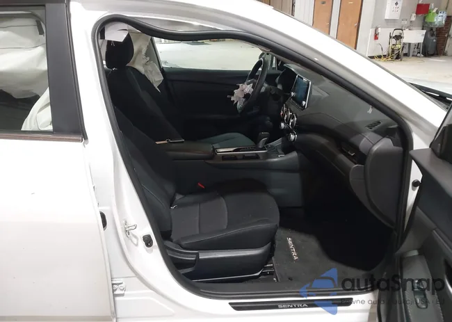 3N1AB8CV2RY226955: 42315544