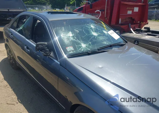 WDDGF81X68F076067: 42315597