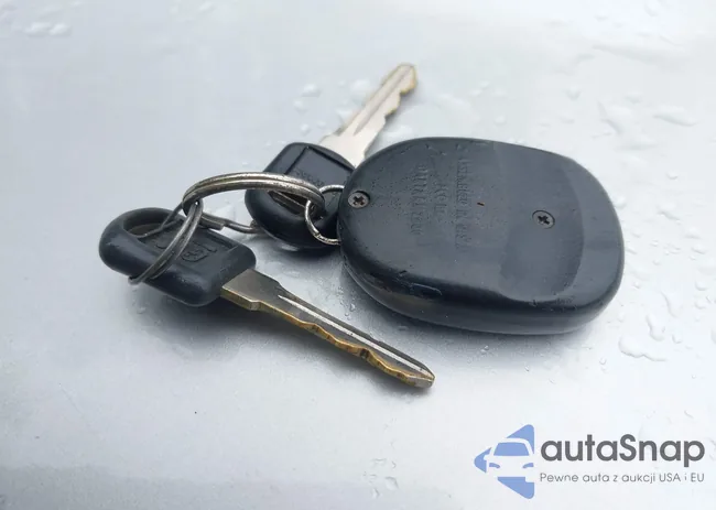 1GDFK16K8SJ741041: 42315676