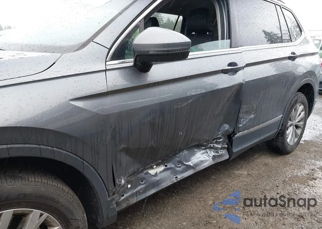 3VV2B7AX0JM134465: 42315745