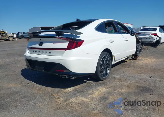 KMHL14JC4NA216084: 42315771