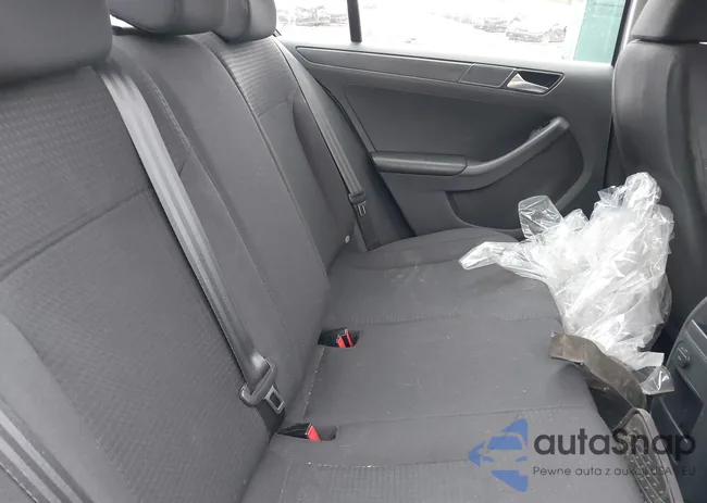 3VW2K7AJ7FM424412: 42315038